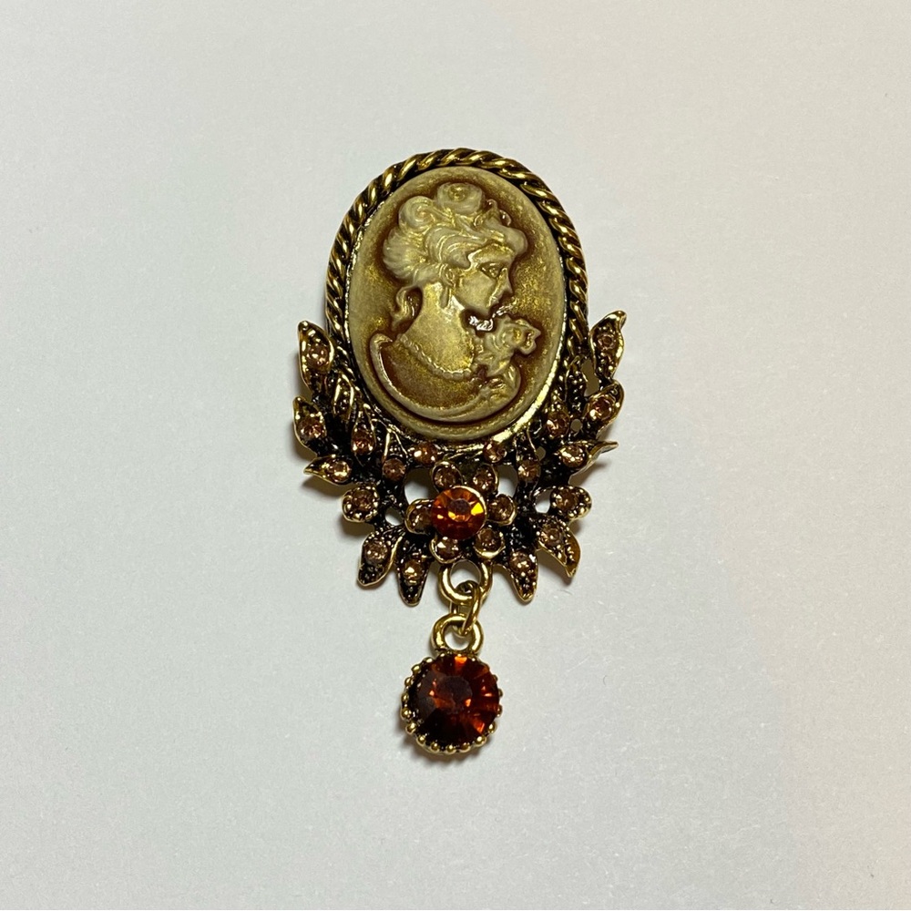 Cameo Brooch Pin